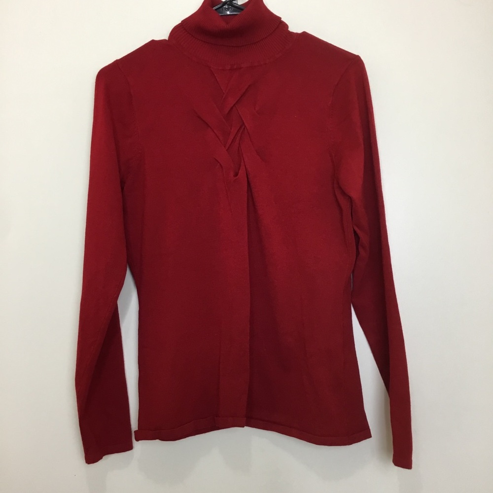 Red Brand Ribbed Knit Sweater